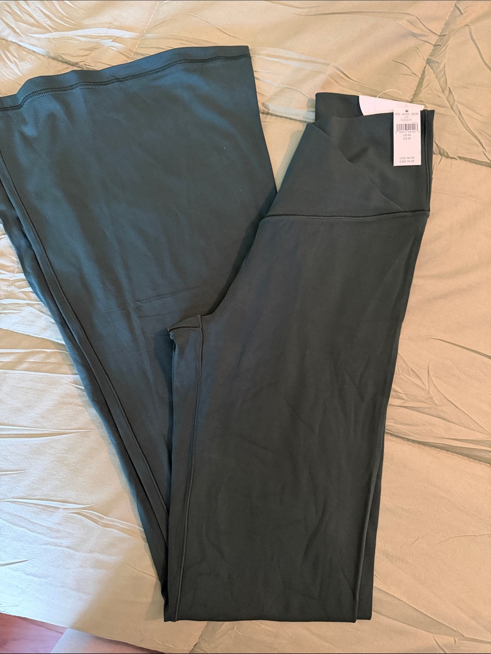 High-Waist Dark Green Flare Yoga Pants